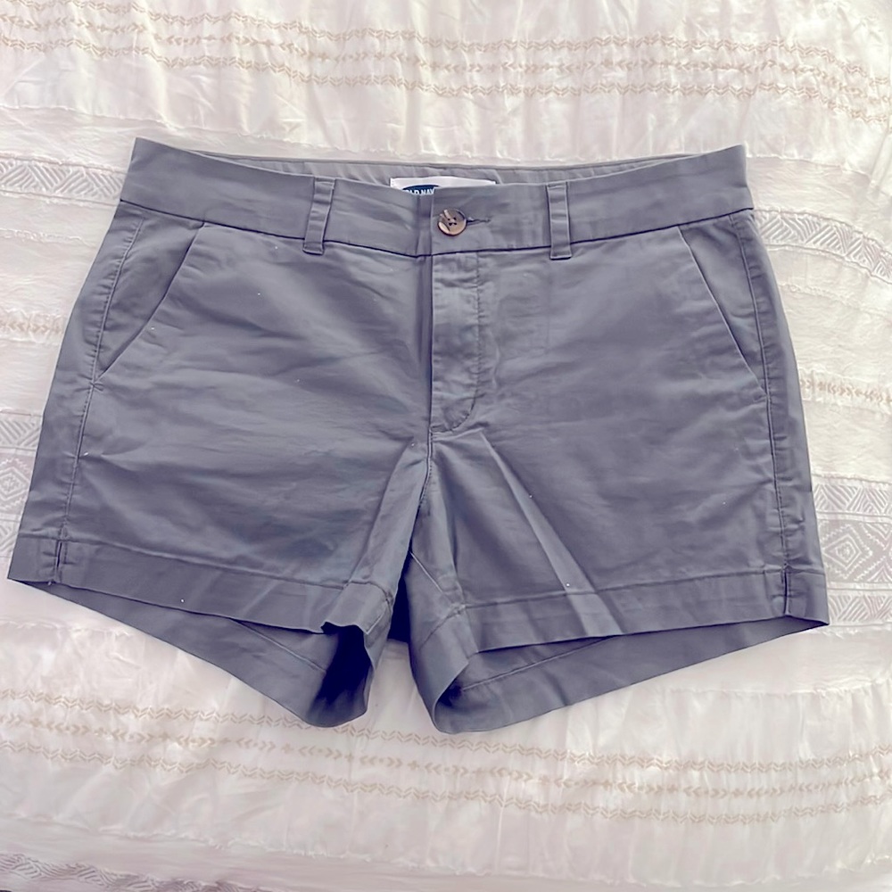 Old Navy, Gray Everyday Short Mid-Rise